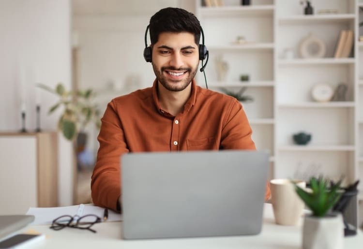 8 Common-Sense Tips to Keep Your Smartphone Secure - Verizon - Benefits Of Keeping Phone Secure Online