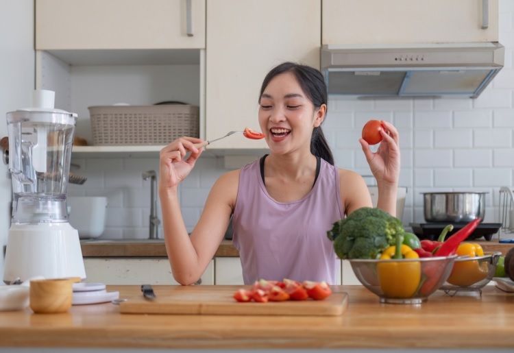 10 Benefits of a LowSugar Diet How Many Grams a Day Is Okay?