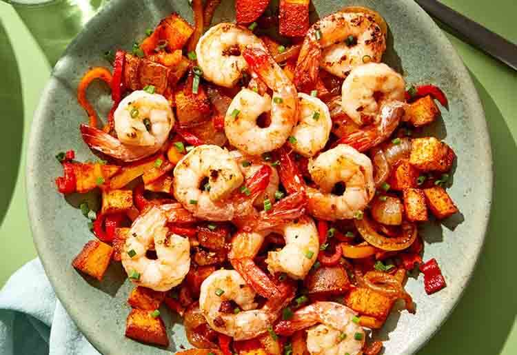 Blue Apron Garlic Shrimp & Spanish-Style Potatoes with Peppers & Onions Blue Apron Garlic Shrimp & Spanish-Style Potatoes with Peppers & Onions