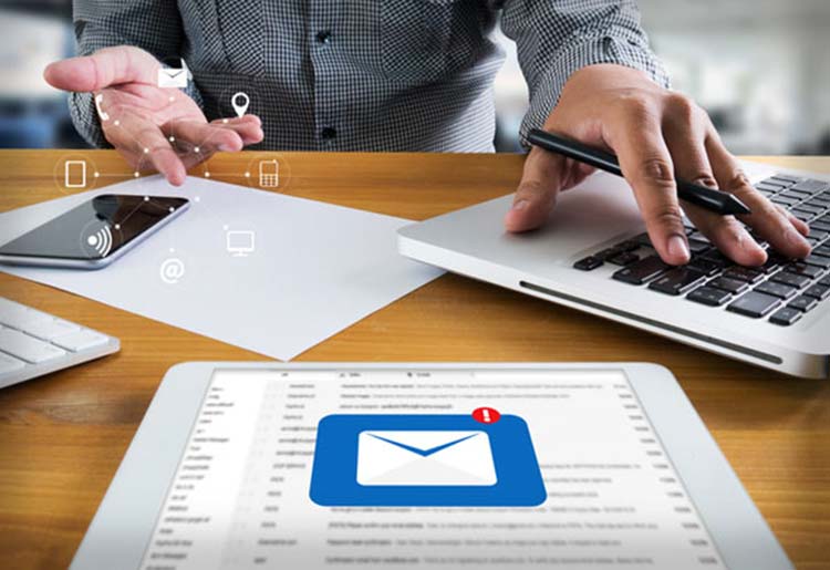 Effectively Use Social Media Social Media