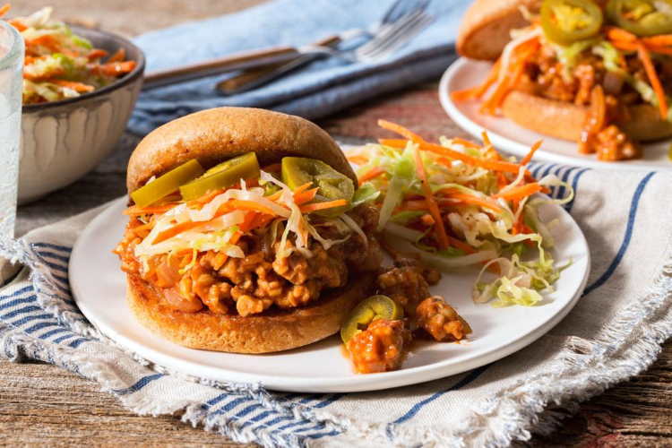 Sun Basket’s Tempeh Sloppy Joes