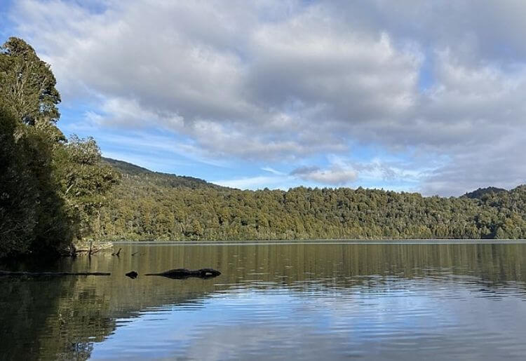 Lake Rotopounamu