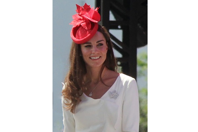 Wallis Simpson's Elegant Van Cleef & Maple Leaf Brooch