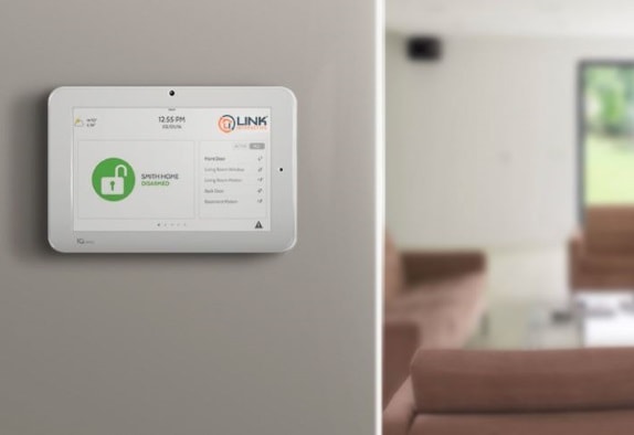 link1 Link Interactive home security panel