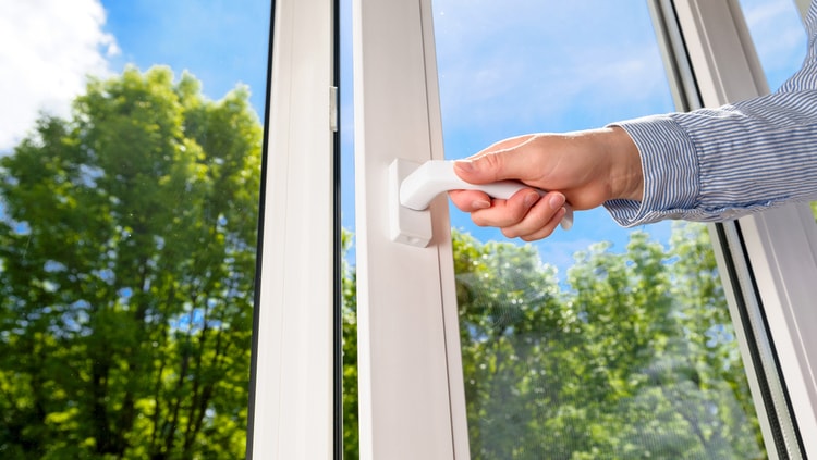 Home Security While Travelling Home Security While Travelling