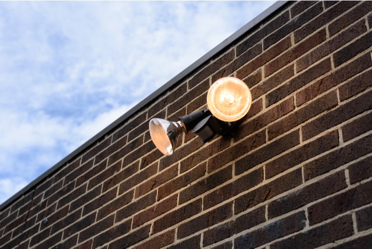 Home Security While Travelling Home Security While Travelling