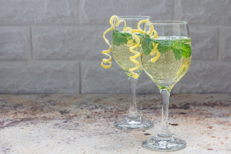 White Wine Spritzer
